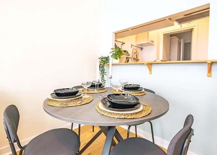 Cozy & Chic In Montorgueil - 4 Guests Parijs