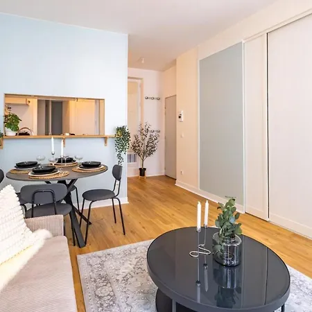 Cozy & Chic In Montorgueil - 4 Guests Париж